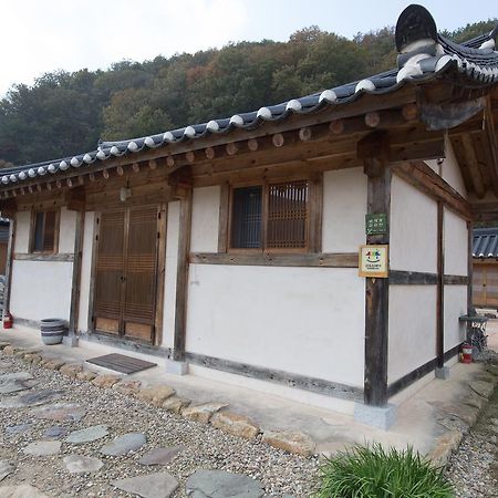 Chalbanggong Jongtaek Hotel Cheongsong Exterior foto