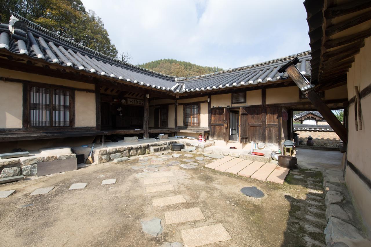 Chalbanggong Jongtaek Hotel Cheongsong Exterior foto