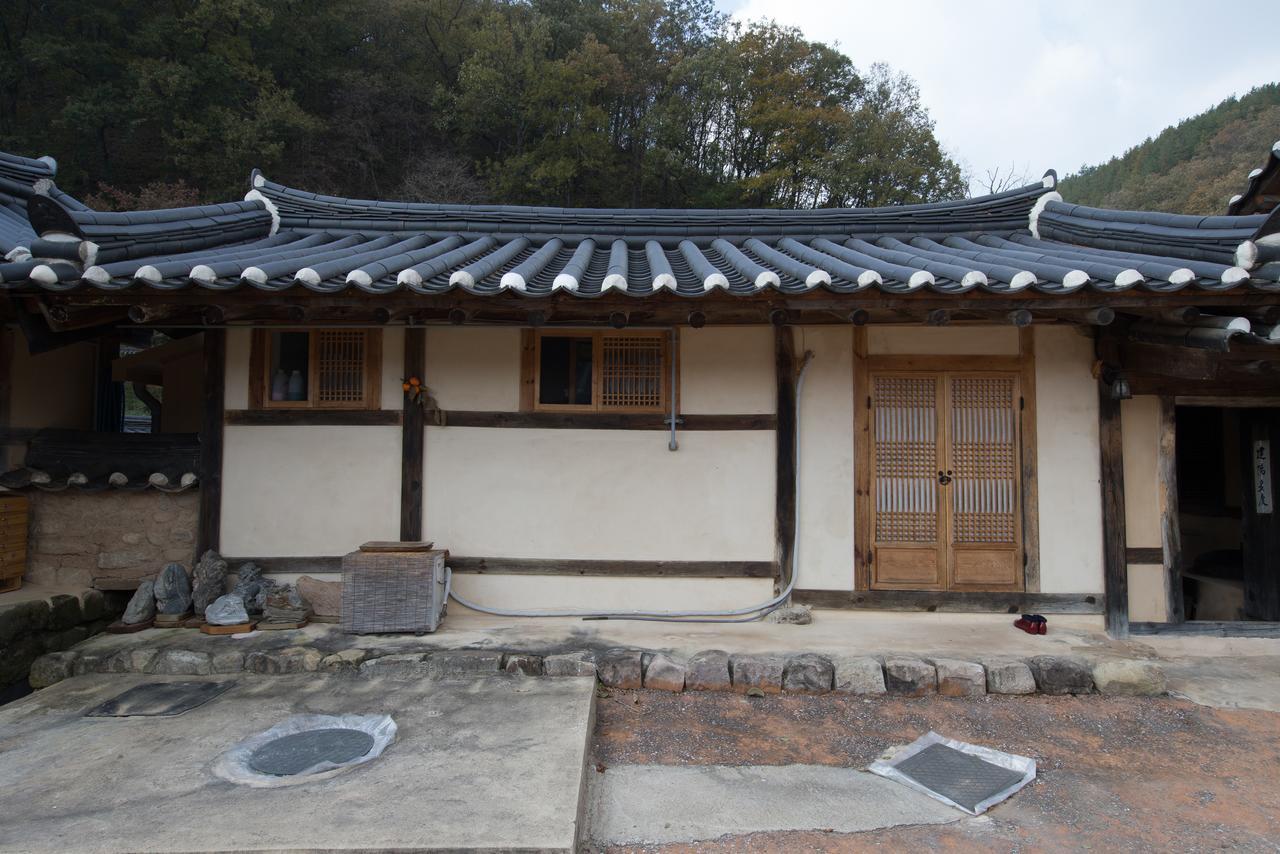 Chalbanggong Jongtaek Hotel Cheongsong Exterior foto