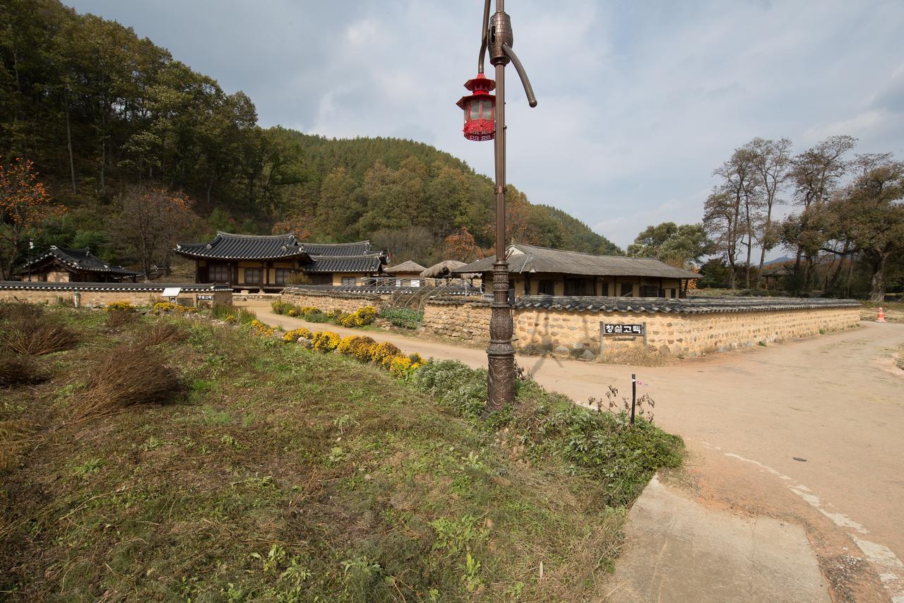 Chalbanggong Jongtaek Hotel Cheongsong Exterior foto